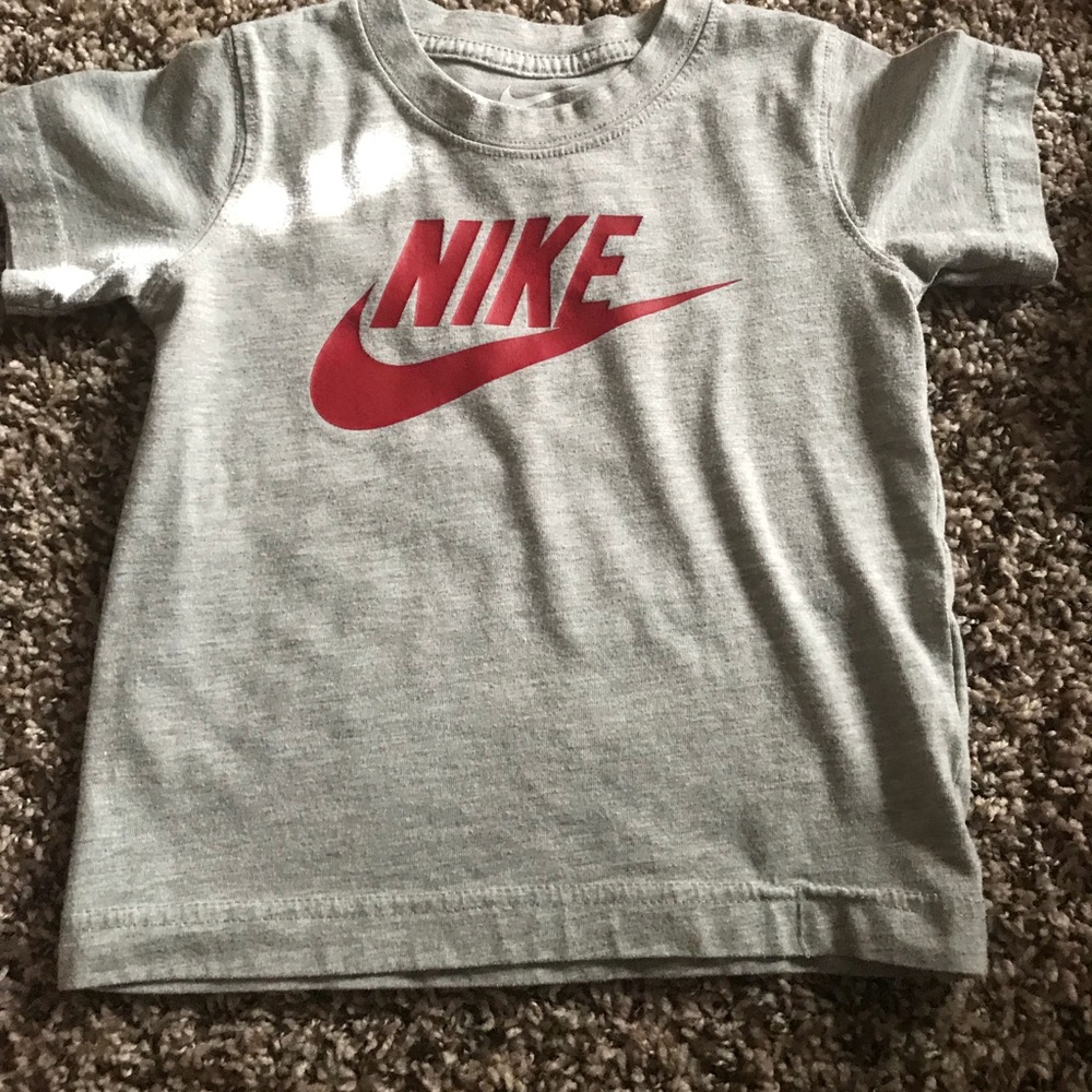 Nike t shirt